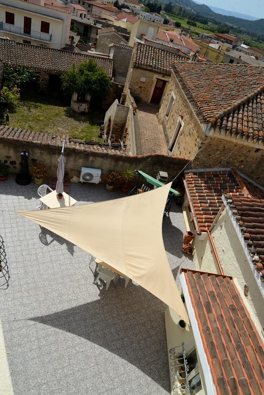 B&B S'Incontru Galtelli Exterior photo